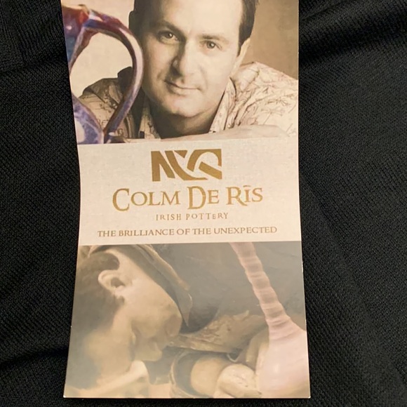 Colm De Rís Irish Pottery Green Ceramic Vase - Picture 7 of 9